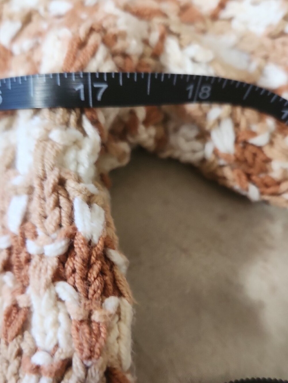 Universal Thread Cream and Brown Houndstooth Crewneck Sweater - Picture 9 of 11